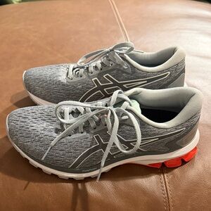 Asics GT-1000 9 Running Shoes